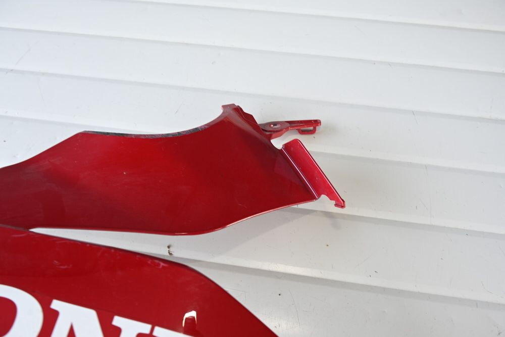 Honda CBR 650 R 21 - 22 Carena inferioara lateral stanga