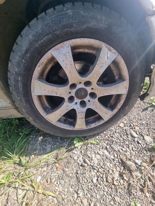 Vand sau dezmembrez bmw 318d e46