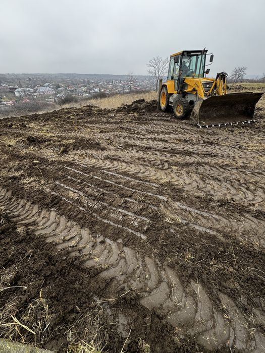Loturi de teren in Husi