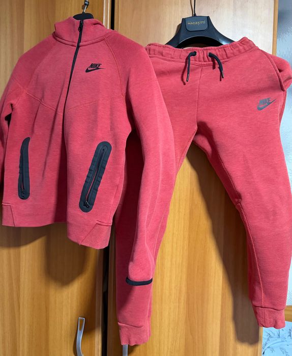 Copii trening Nike Tech M(137-147)