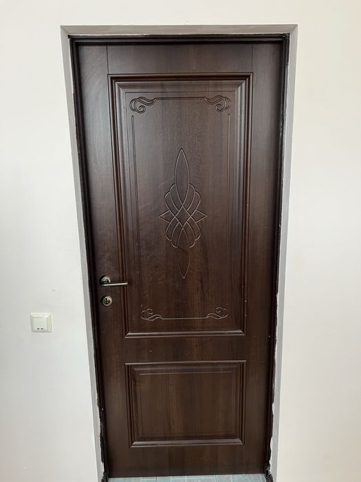 Продаётся дверь, состояние хорошее.
