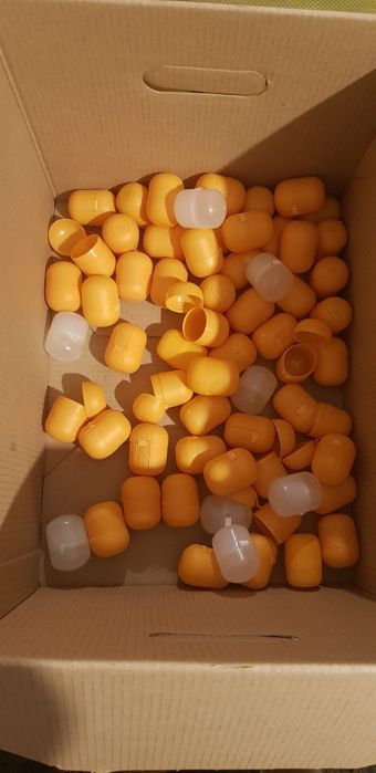 Capsule/cutiute oua kinder  80 bucati