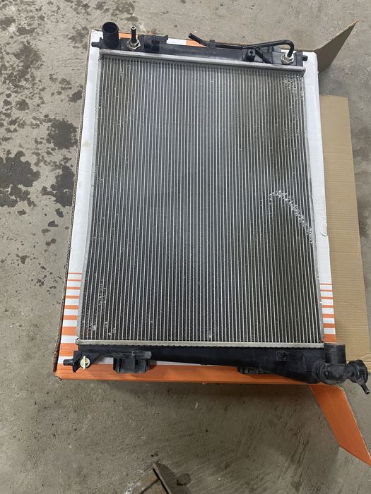 Продам радиатор соната 2011 г.