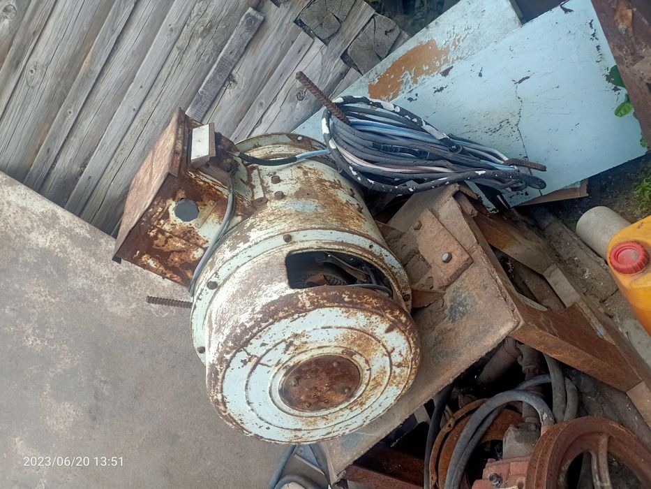 Продам трактор Т-40 со сварочным аппаратом