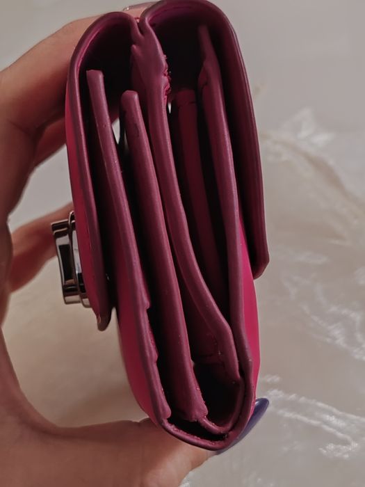 Портомоне в цикламен цвят