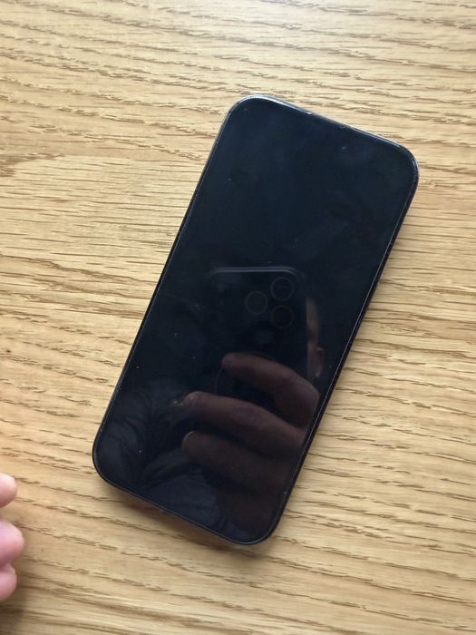 Vând Iphone 16 pro 512gb