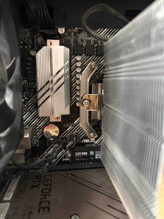 Гейминг Компютър / NVDIA GeForce RTX 3090 24GB / AMD Ryzen 9 / 64GB RAM