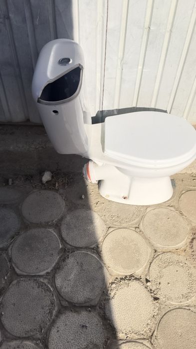 унитаз для сарай