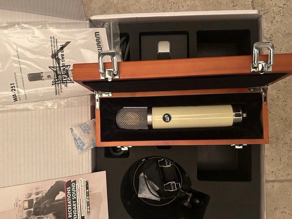 Vând Microfon wa251