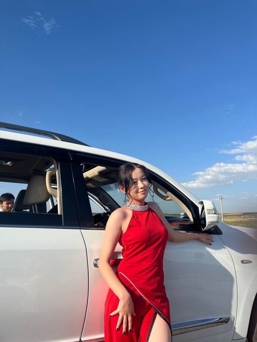 Классный женский платья