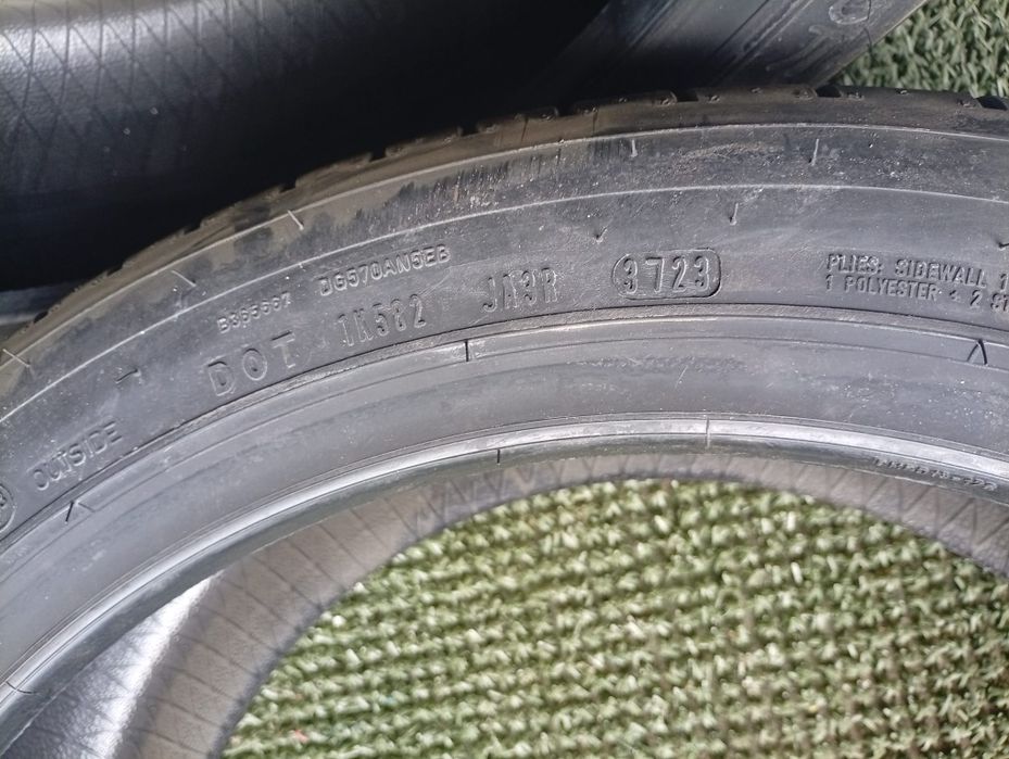 225 45 19 Dunlop Noi
