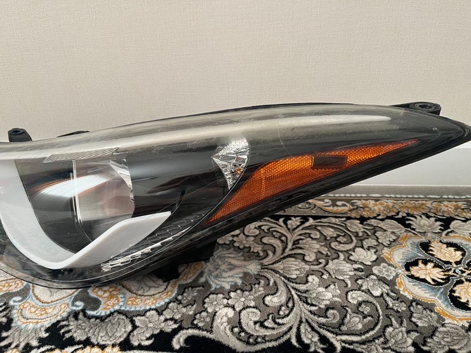 Фара хюндай элентра(оригинал)