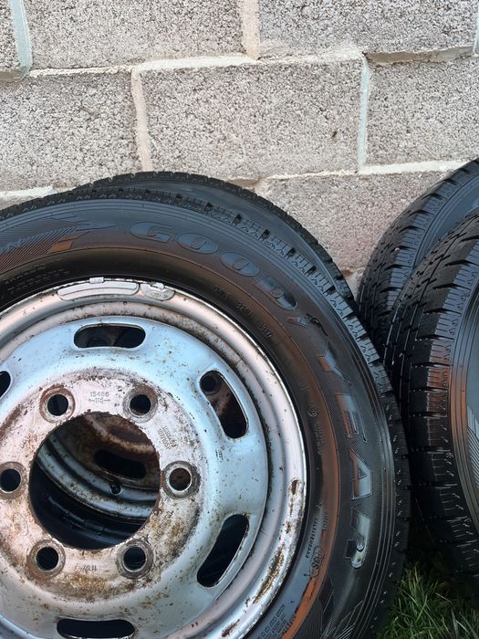 Джанти с гуми Iveco daily 16