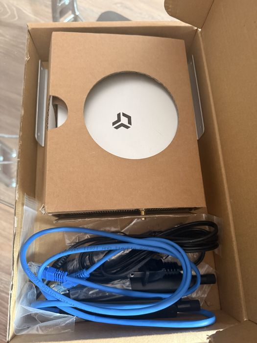 Turris OMNIA Router internet WI-FI 6 TOP