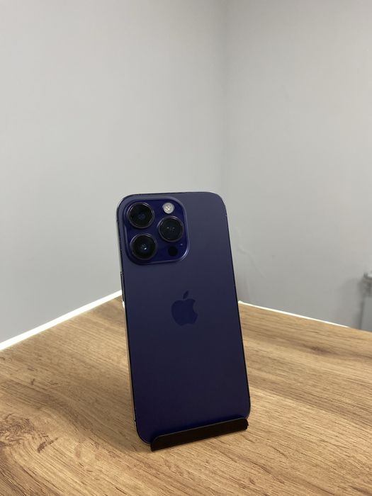 В продаже Iphone 14 pro