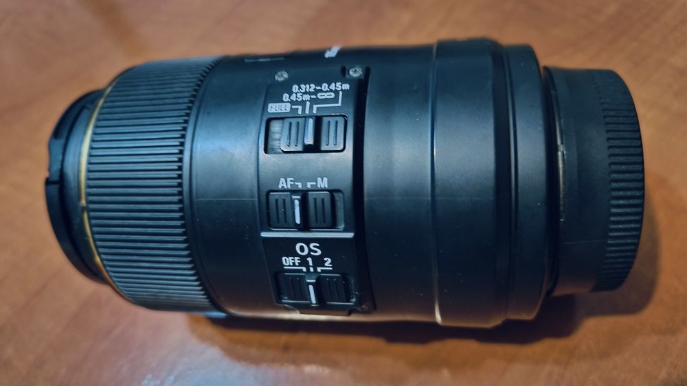 Obiectiv Sigma 105mm macro 2,8 pentru Nikon pentru Nikon F
