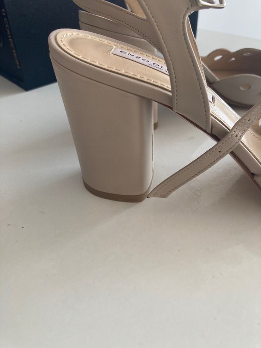 Продам босоножки 39р-р