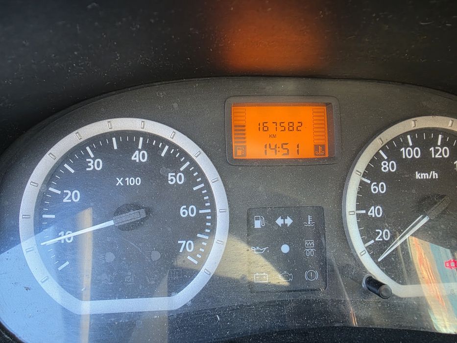 Vand Dacia Logan 1.4l(2005)- 167.500 km