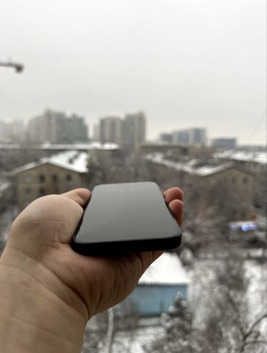 Продам iPhone 15 Pro