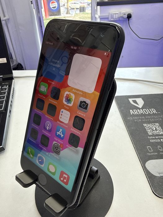 Iphone SE 3 64Gb Baterie 94% Intretinut