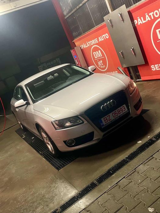 Vând Audi A5 8T Coupe