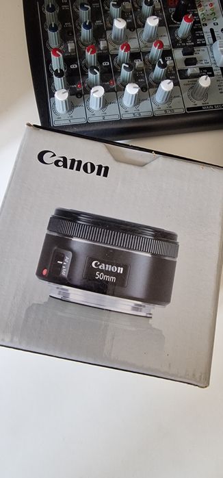 Объектив Canon EF 50mm 1/8 STM