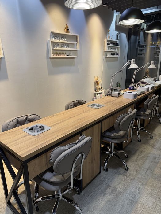 Сдам место для для маникюра