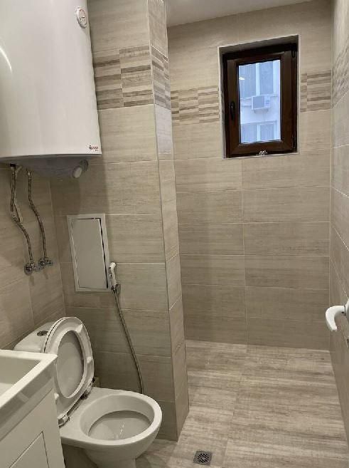 Дава се под наем Тристаен апартамент в Варна, Конфуто - 86 кв.м за 750 € - Снимка #4