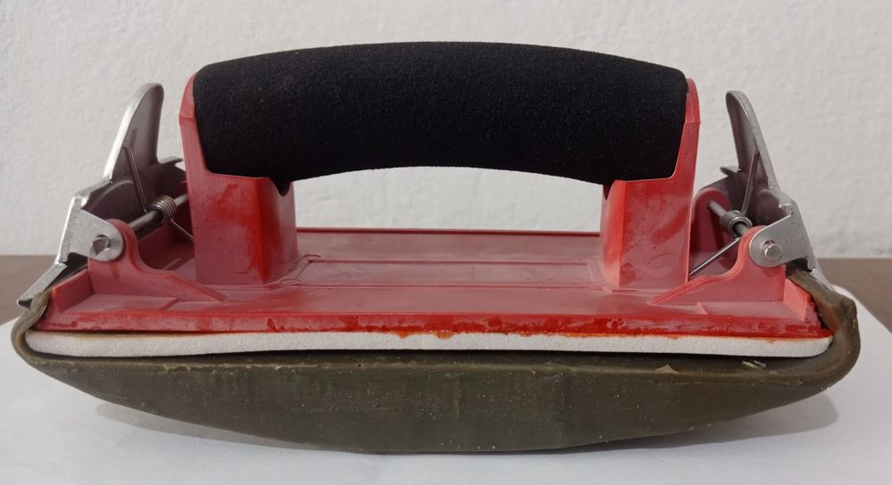 Валик для декорации стен