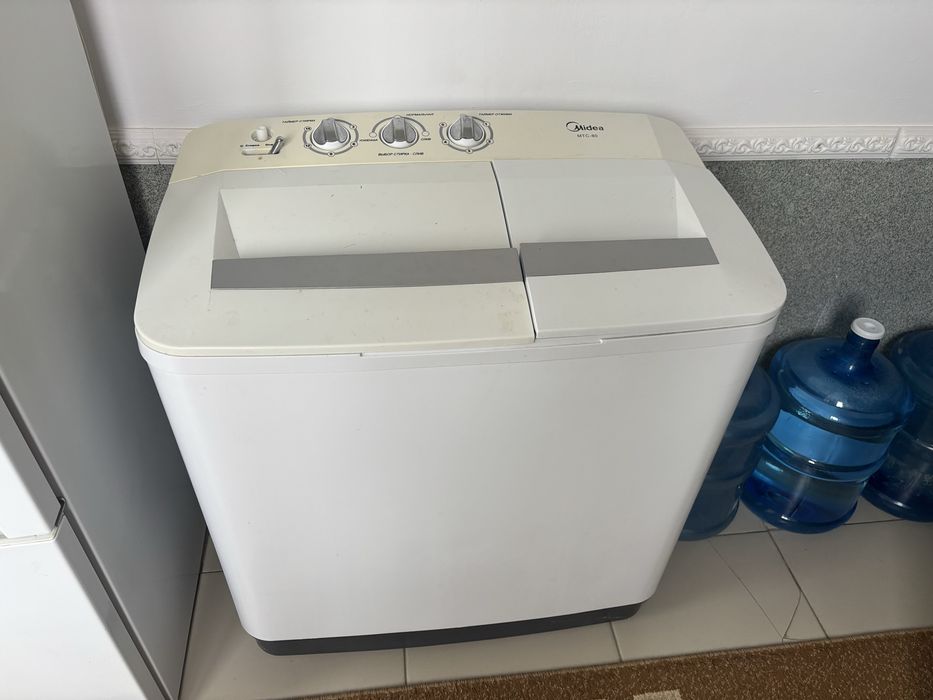 Холодильник продается