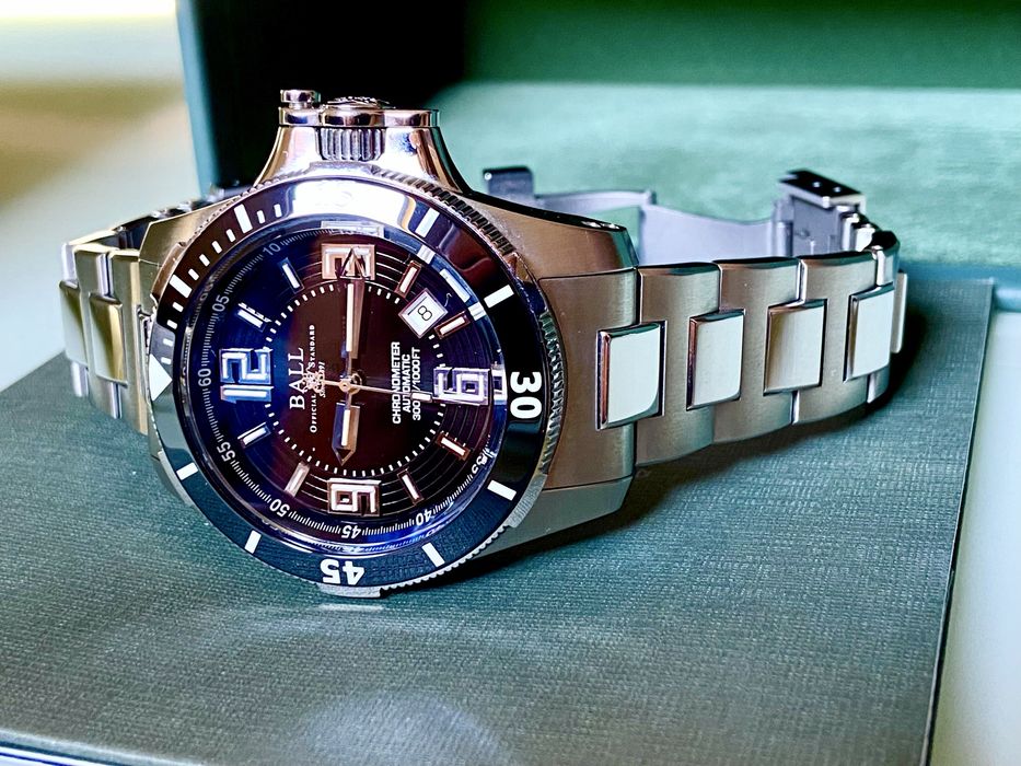 Часовник BALL Engineer Hydrocarbon Automatic Black Dial 42 mm