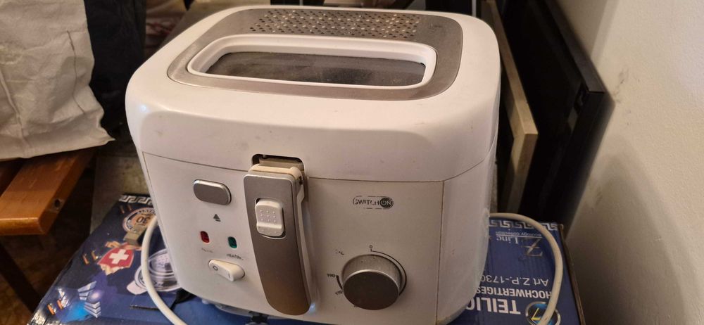 FRITEUZA usor de folosit