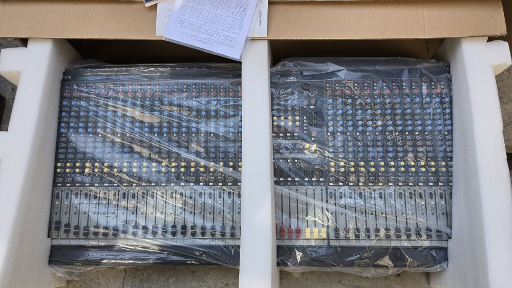 Микшерный пульт Англия