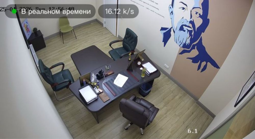 Столы руководителя из дерева