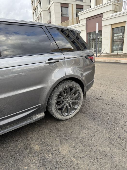 Продам диски с резиной R22