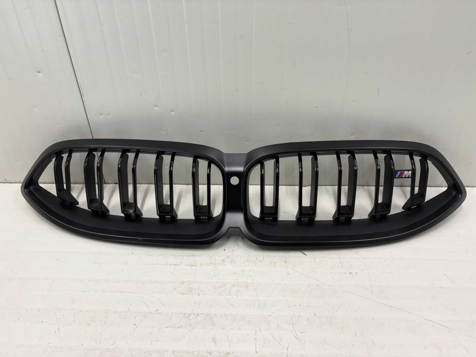 Бъбреци / Грилове БМВ 8 серия Г14 Г15 Г16 М пакет Черен Мат