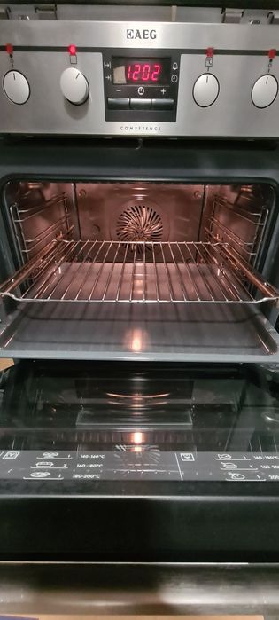 Мултифункционална фурна за вграждане 74л - AEG EE3013021M