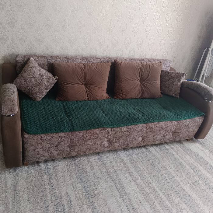 Продам диван в отличном состоянии