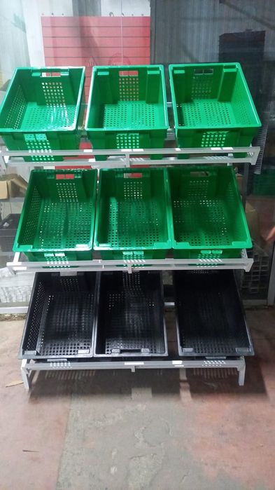 Стеллаж металлические полки для магазина овощные хлебный конфетница