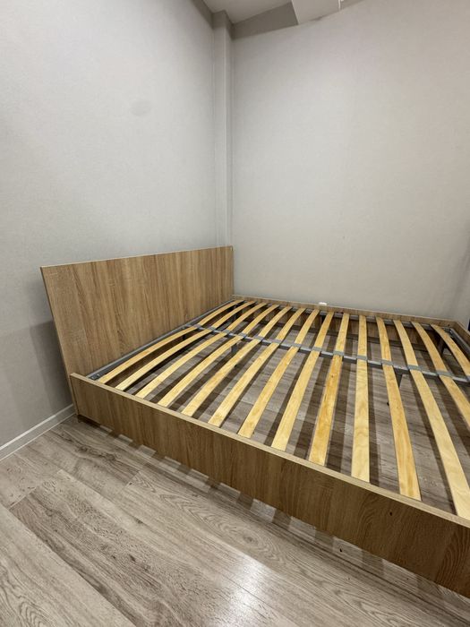 Продаем Кровать