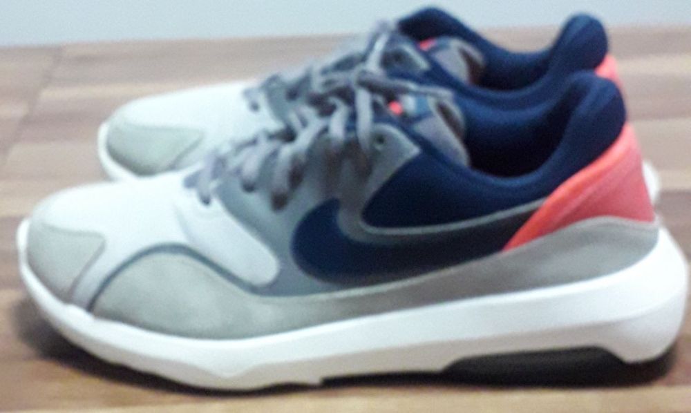 NIKE дамски маратонки