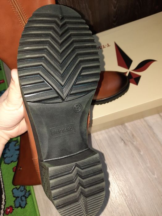 Абсолютно новые Сапоги демисезонные