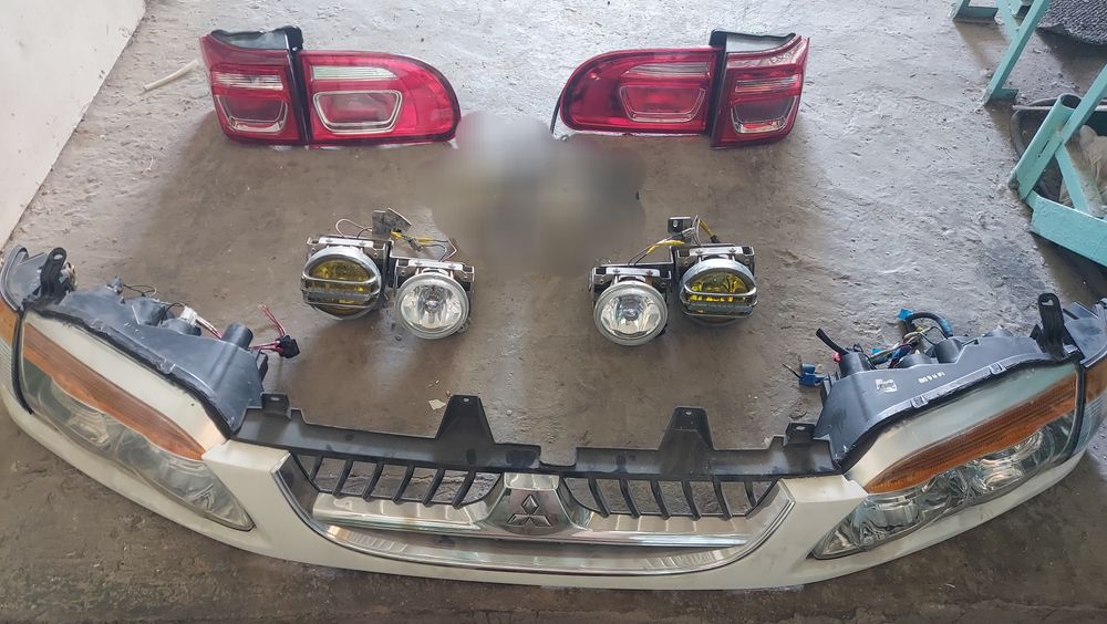 Делика булка фары