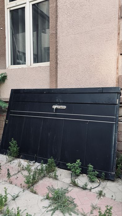 Металлическая входная дверь 220×140 см