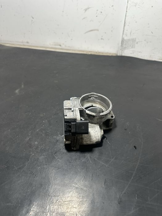 Clapeta acceleratie Volkswagen vw Jetta 1.9 TDI BXE BLS BKC 03G128063C