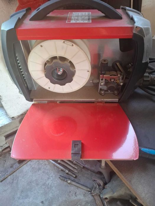 Продам сварочные аппарат Magnetta