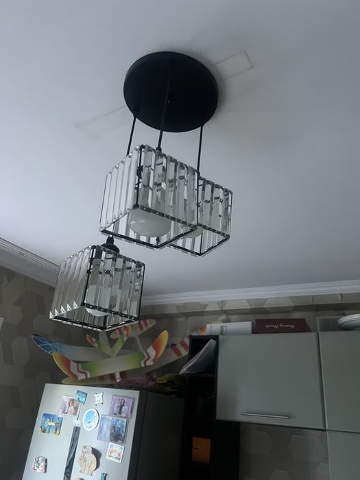 Продам люстру для кухн
