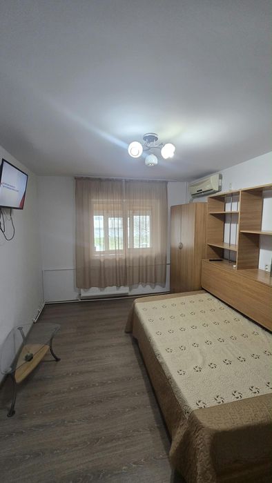 Garsoniera de inchiriat Ploiesti 9 Mai