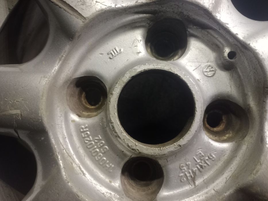 Продам диски  на пассат