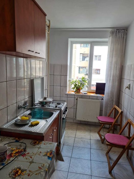 inchiriez apartament 1 camera